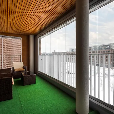Lägenhet Kaunis Huoneisto Jatkasaaressa, Iso Parveke, Sauna, Ilmastointi, Autohallipaikka Helsingfors